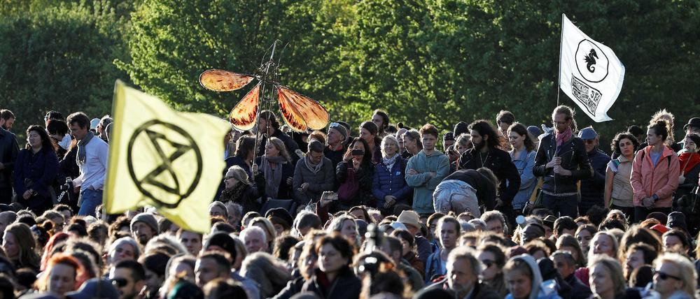 "Extinction Rebellion"-Aktivisten beim Klimaprotest im Londoner Hyde Park.