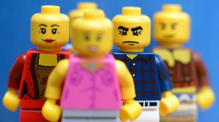 Es geht um einen Millionenbetrug mit Lego-Baukästen.