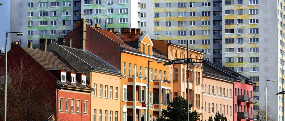 Historischer und moderner Wohnraum an der Frankfurter Allee in Friedrichshain (Symbolbild).