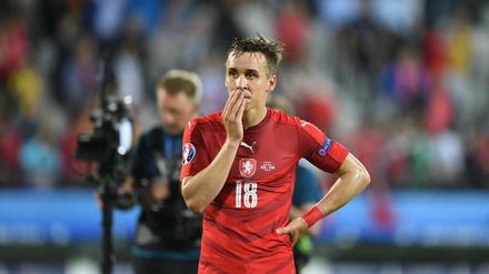 Der tschechische Fußballprofi Josef Sural ist nach einem Busunglück verstorben. Er wurde 28 Jahre alt.