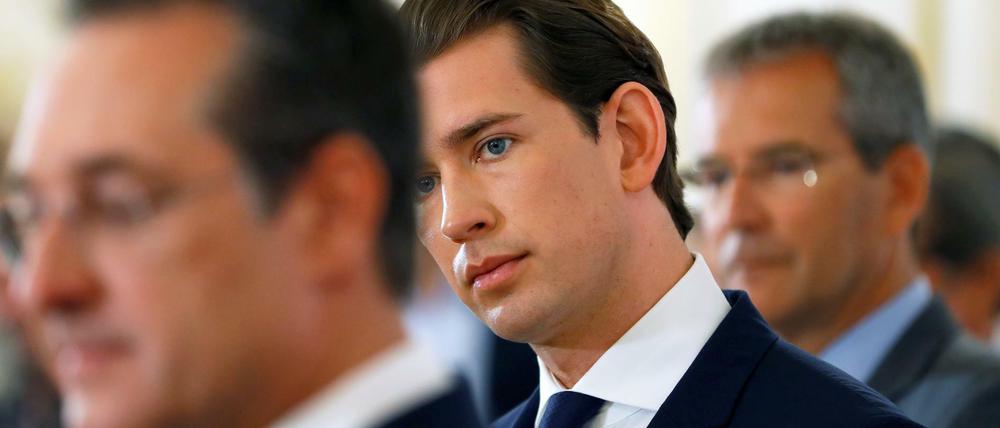 Hat ein Problem mit seinen Partnern: Bundeskanzler Sebastian Kurz (Mitte) und Vizekanzler Heinz-Christian Strache (FPÖ, vorne).