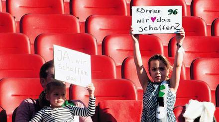 Ja. Nein. Vielleicht. Bei einer Niederlage gegen den FC Bayern und einem Punktgewinn von Stuttgart in Berlin wäre der zweite Abstieg von Hannover innerhalb von drei Jahren besiegelt.