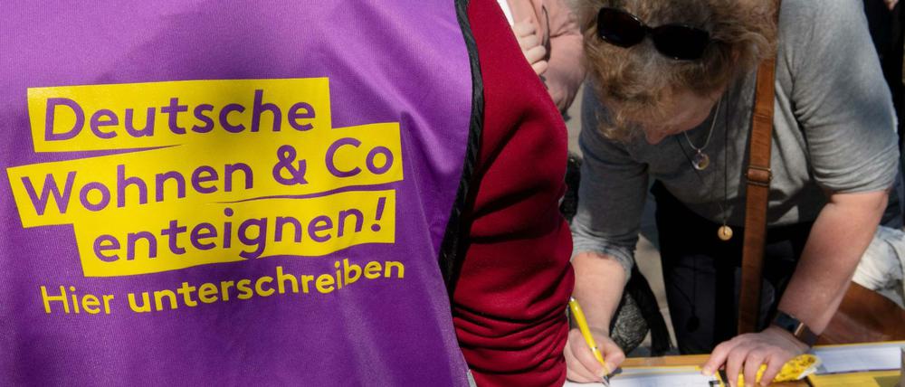Das Bündnis gegen Verdrängung und #Mietenwahnsinn sammelt Unterschriften für ein Volksbegehren, um Wohnungsgesellschaften zu enteignen.