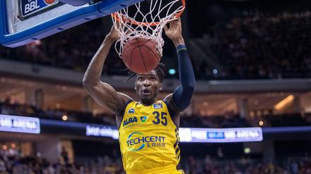 Landry Nnoko zeigte auch gegen Jena eine gute Leistung. 