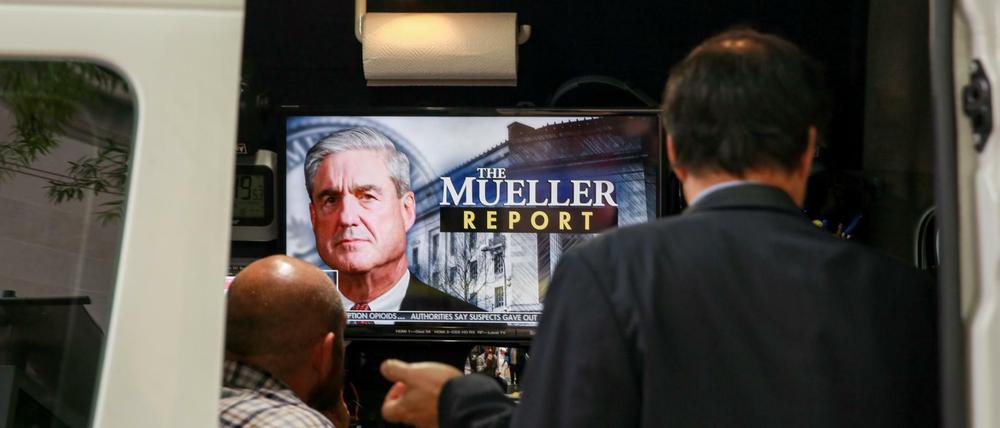 Journalisten verfolgen am 18. April 2019 die Berichterstattung über den Mueller-Bericht. 