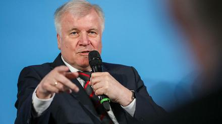 Horst Seehofer (CSU) ist gerade auf Deutschlandtour.