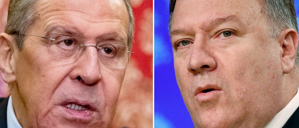 Sergei Lawrow (l) und Mike Pompeo