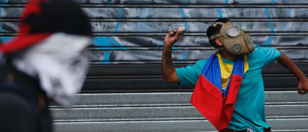In Caracas kam es wieder zu Straßenkämpfen.