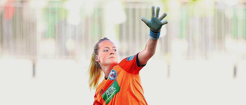 Letztes Heimspiel am Sonntag. Vier Jahre lang stand Lisa Schmitz zwischen den Pfosten bei Turbine. Wohin die Nationaltorhüterin wechselt, ist noch nicht bekannt. 