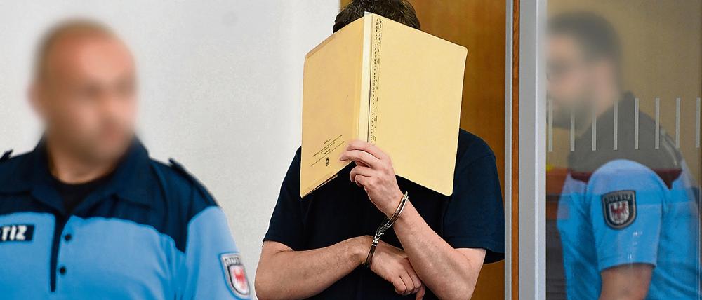 Verstummt. Während seines Prozesses 2016 sagte Silvio S. nichts.