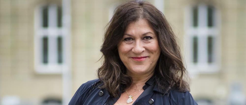 Eva Mattes war als Kind kaum in der Schule, schon als sechsjähriges Mädchen stand sie auf der Bühne.