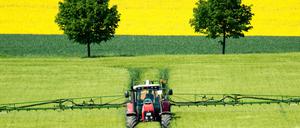 Pflanzenschutzmittel werden häufig verwendet - dabei sind sie eine große Belastung für die Umwelt.