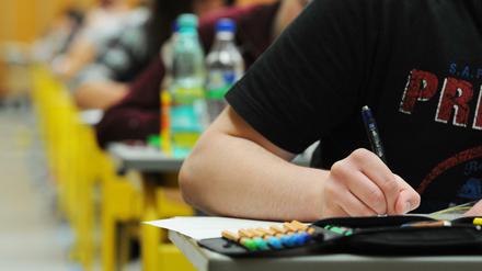 Schulabschluss ohne Abschlussprüfungen. Das streben die Berliner Schüler wegen der Coronakrise an.