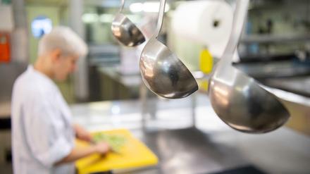 Ausbildungsplätze sind oft schwer zu besetzen, dennoch wollen die Unternehmen nicht jedem Schulabgänger eine Ausbildung garantieren.