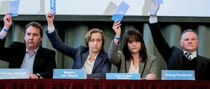 Umstritten. Der AFD–Landesvorstand auf dem Parteitag. 