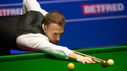 Judd Trump aus Großbritannien in Aktion.