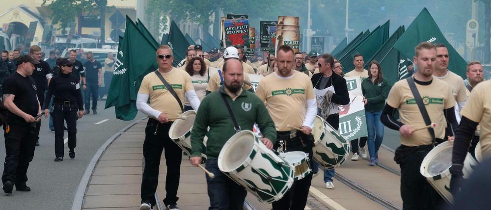 Mitglieder des "III. Weges" am 1. Mai in Plauen.