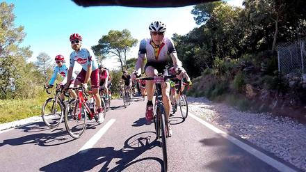 Da staunen sogar Rick Zabel und Christian Ehrhoff. Wir überholen sie bei der Mallorca312 hier einfach mal so am Berg.