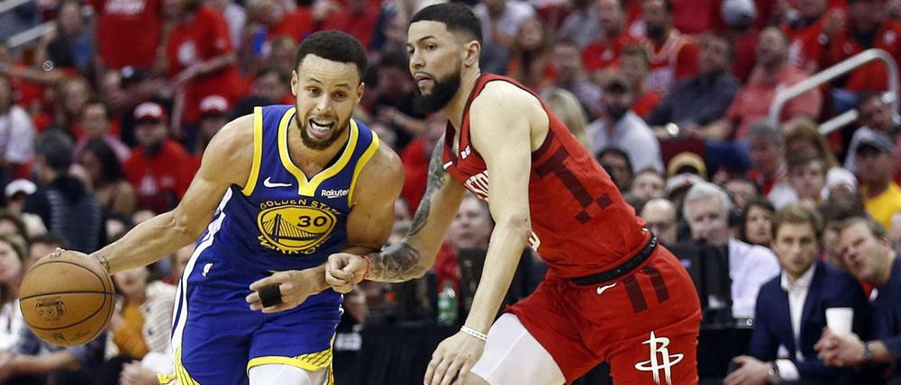 War nicht zu stoppen. Stephen Curry (l.) erzielte in der zweiten Halbzeit 33 Punkte.