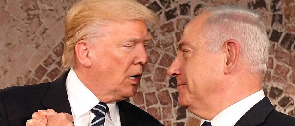 Israels Ministerpräsident Benjamin Netanjahu und US-Präsident Donald Trump bei einem Treffen im Mai 2017 in Jerusalem.