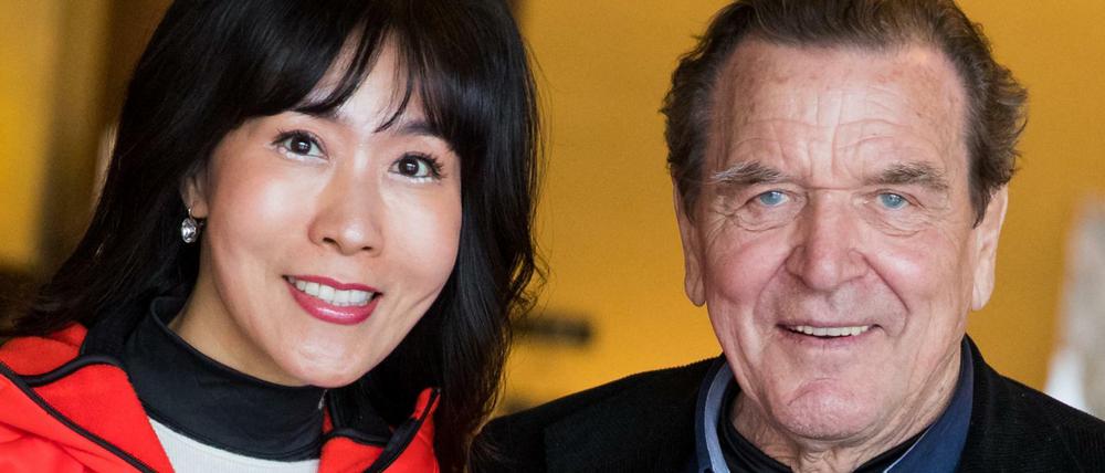 Ehefrau Nummer Fünf: 2018 heiratete Altkanzler Gerhard Schröder die Dolmetscherin Soyeon Kim.