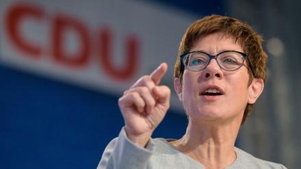 Bremst den Koalitionspartner ein: die CDU-Vorsitzende Annegret Kramp-Karrenbauer.