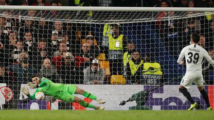Chelseas Kepa hielt den Elfmeter von Paciencia 