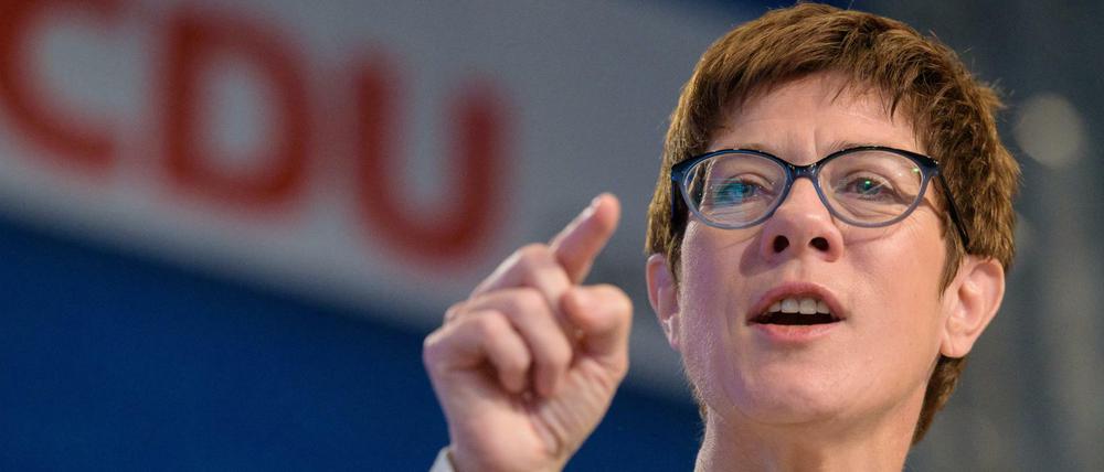 CDU-Parteichefin Annegret Kramp-Karrenbauer will den Soli abschaffen – oder doch nicht?