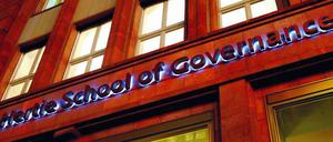 Ministerien haben Praxispartnerschaften mit der Hertie-School.