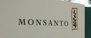 Ein Schild mit der Aufschrift Monsanto steht am Eingang zum Hauptsitz der Firma.