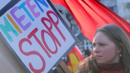 Es reicht! Viele Berliner sind es leid, immer mehr Miete für ihre Wohnung zahlen zu müssen.