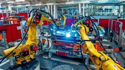 Energieintensiv, mit hoher Wertschöpfung und eine Säule des Wohlstands: Die deutsche Autodindustrie. 