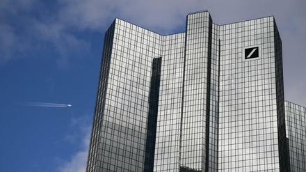 Im November hatte es bereits eine Razzia bei der Deutschen Bank gegeben.