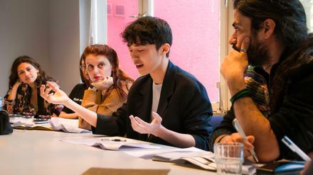 Studierende des Berliner Bard College in einem Literaturseminar.