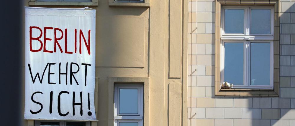 Viele Berliner sind es leid, immer mehr Miete für ihre Wohnung zahlen zu müssen.