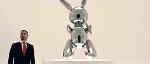 Bling-Bling. Jeff Koons’ „Rabbit“ mit Wachpersonal.