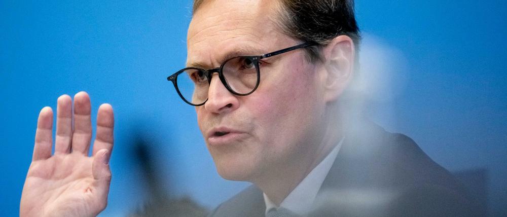 Michael Müller (SPD), Regierender Bürgermeister von Berlin, fehlen für sein Modellprojekt für ein Grundeinkommen die Unterstützer.