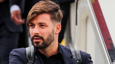 Mulmig. Hertha-Verteidiger Marvin Plattenhardt fliegt nicht gerne.