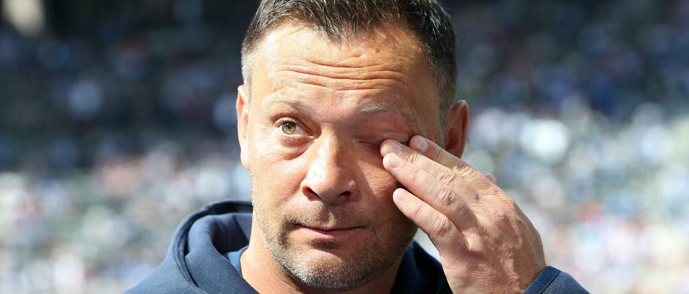 Sichtlich gerührt. Herthas Trainer Dardai hatte beim Abschied Tränen in den Augen.