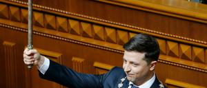 Wolodymir Selenski hat die Amtsgeschäfte übernommen.