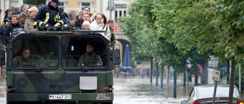 Die Bundeswehr half auch beim Hochwasser 2013 in Thüringen.
