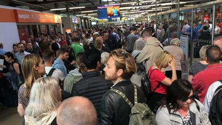 Chaos in Tegel, Montagmittag, 20. Mai 2019