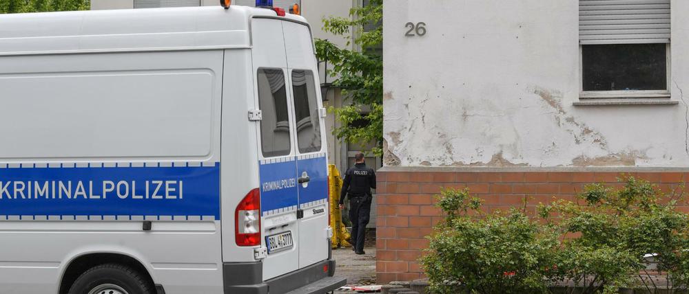 In diesem Wohnhaus in Forst wurden am 13. Mai zwei Männerleichen entdeckt. 