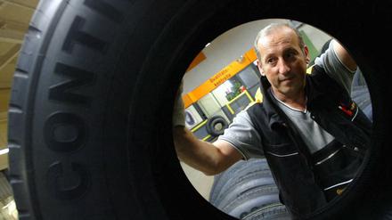 Continental produziert zwar auch Reifen, doch der weltweit zweitgrößte Autozulieferer wird zunehmend zu einem Softwarekonzern. 