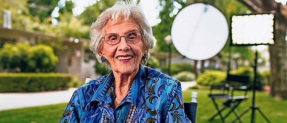 Dienstälteste. Connie Sawyer, war beim Dreh 104 Jahre alt. Sie starb ein Jahr später.