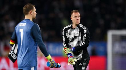 Torwartwechsel. Manuel Neuer ersetzt Marc-André ter Stegen, der verletzt im Kader fehlt.