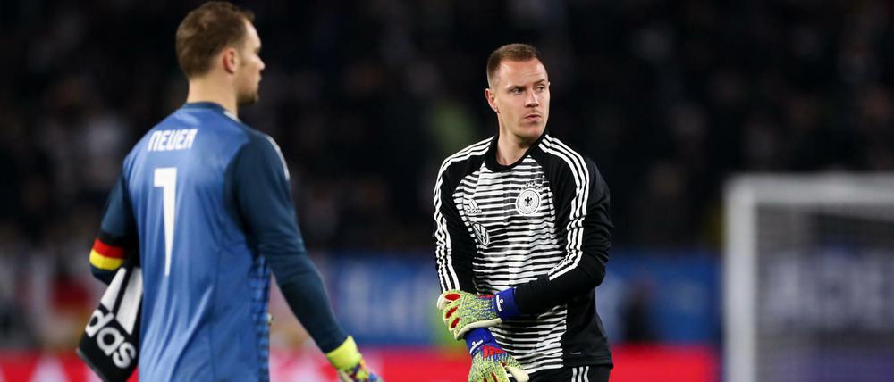 Torwartwechsel. Manuel Neuer ersetzt Marc-André ter Stegen, der verletzt im Kader fehlt.