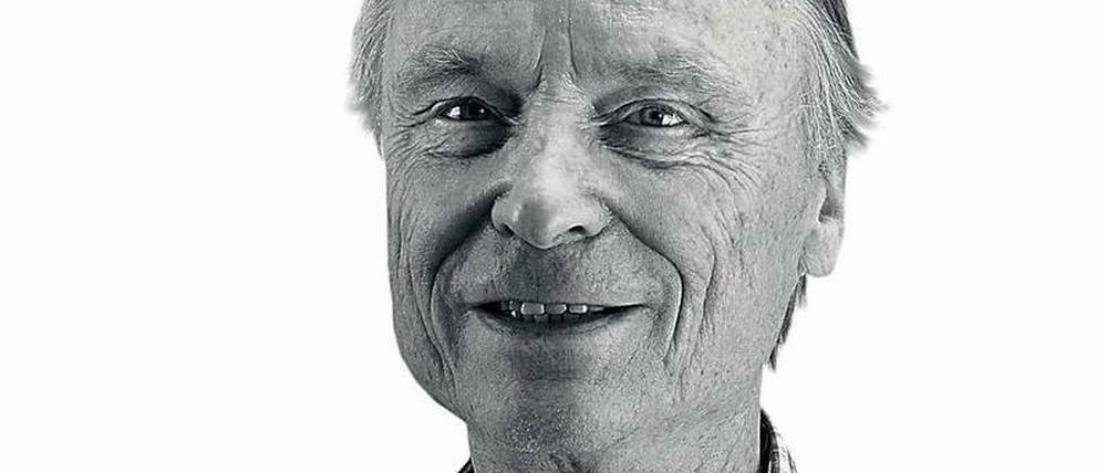 Randolf Menzel ist Zoologe und Neurobiologe und erforscht Bienen seit 50 Jahren. Er ist emeritierter Professor und ehemaliger Leiter des Neurobiologischen Instituts der FU Berlin, sowie wissenschaftlicher Beirat der Aurelia-Stiftung.