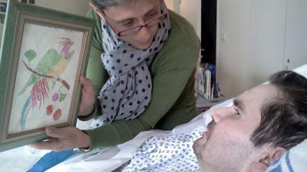 Der französische Koma-Patient Vincent Lambert mit seiner Mutter. 