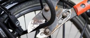 In Berlin werden massenhaft Räder geklaut. Die Ermittler schauen jetzt genauer hin. 